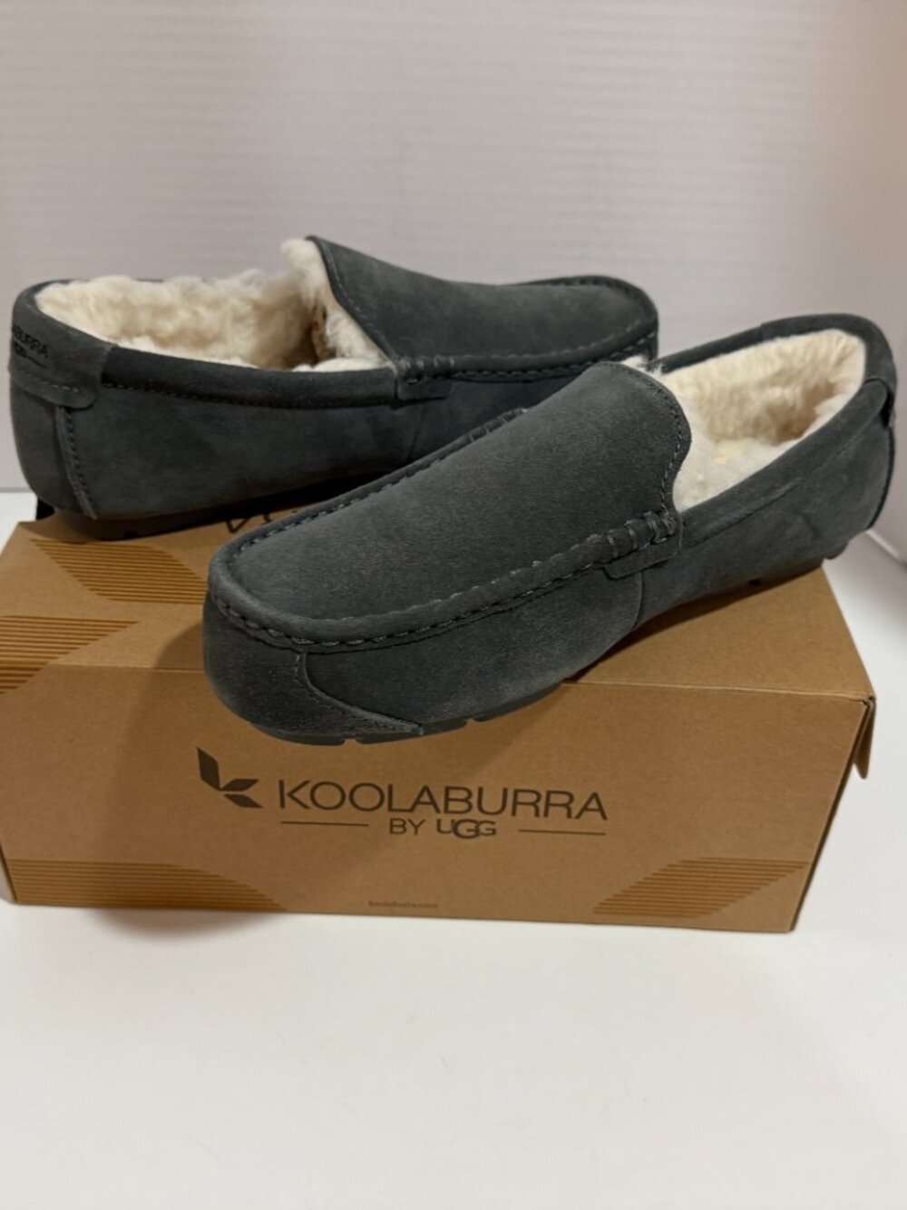 Koolaburra by UGG Tipton Stone Gray Slippers Men's Size 9 1105893 BNIB